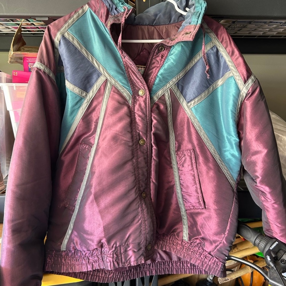 Vintage jacket size medium woman